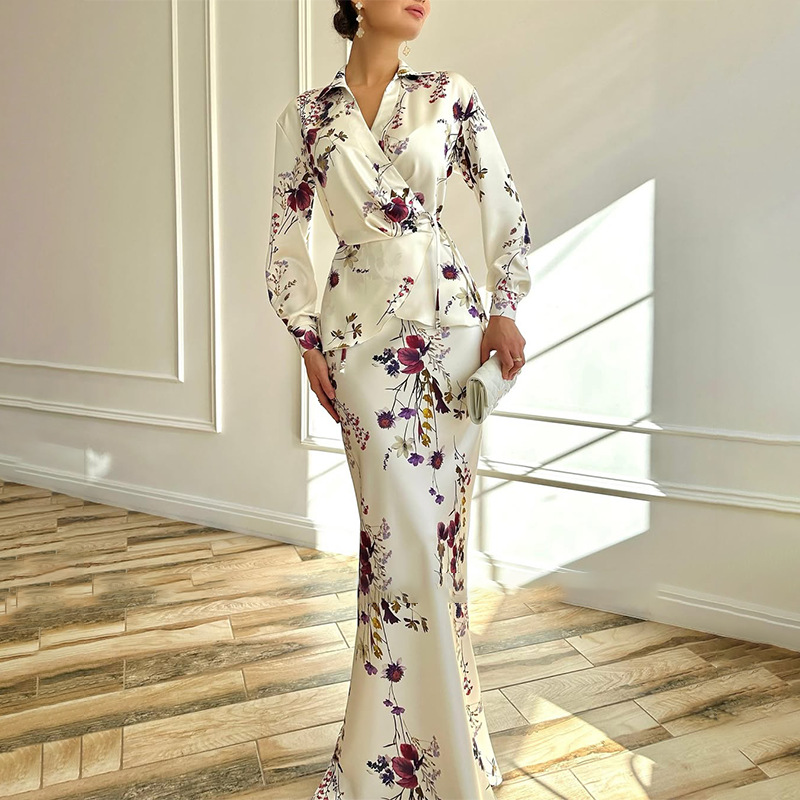 The Elegant Floral 2pc Set