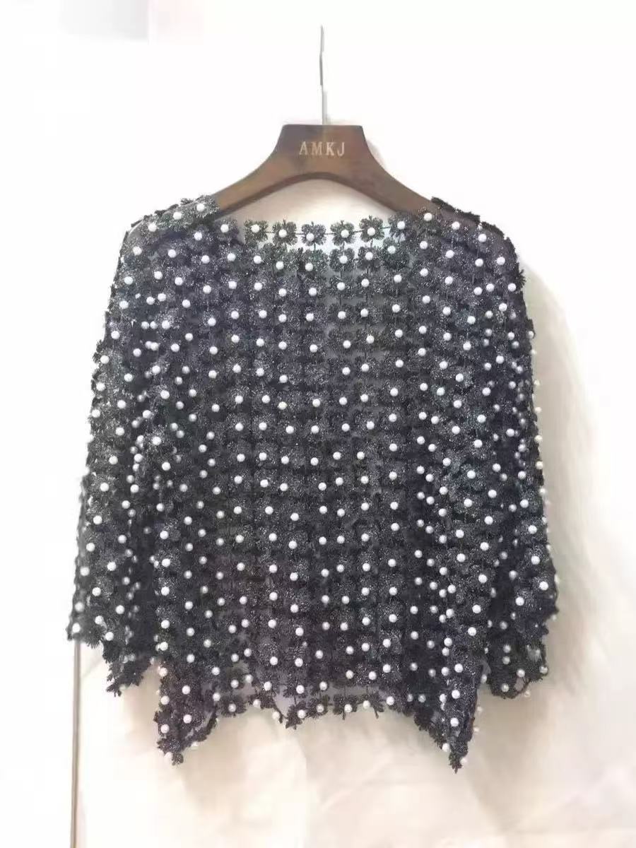 Holiday Pearl Show Stopper Blouse