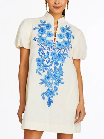 Spring Embroidered Short Dress With Pockets
