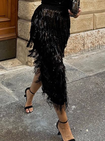 Elasticized Waist Sequin Fringed Skirt
