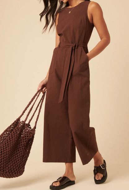 The Chic Sleeveless Jumpsuit