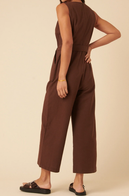 The Chic Sleeveless Jumpsuit