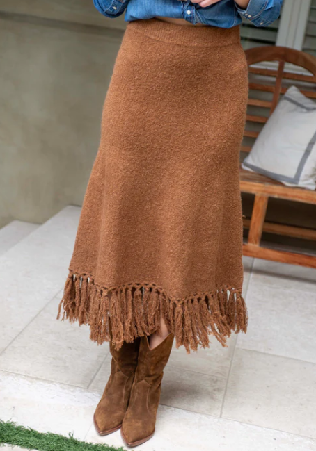 Chic Fringe Knit Skirt