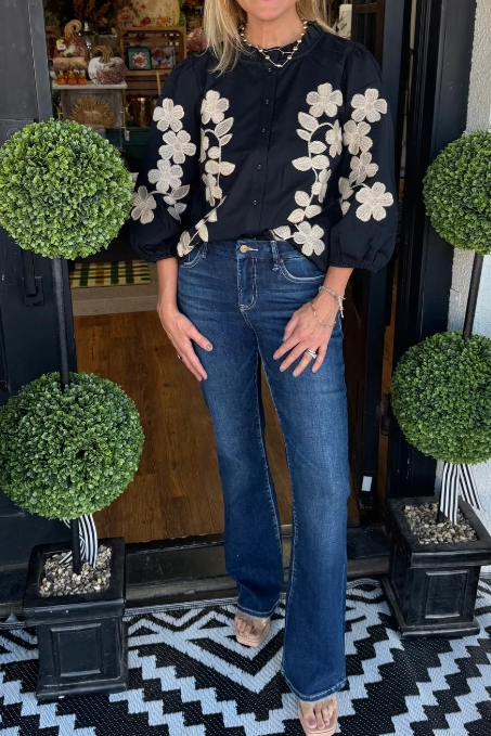 Adorable Chic Black Blouse