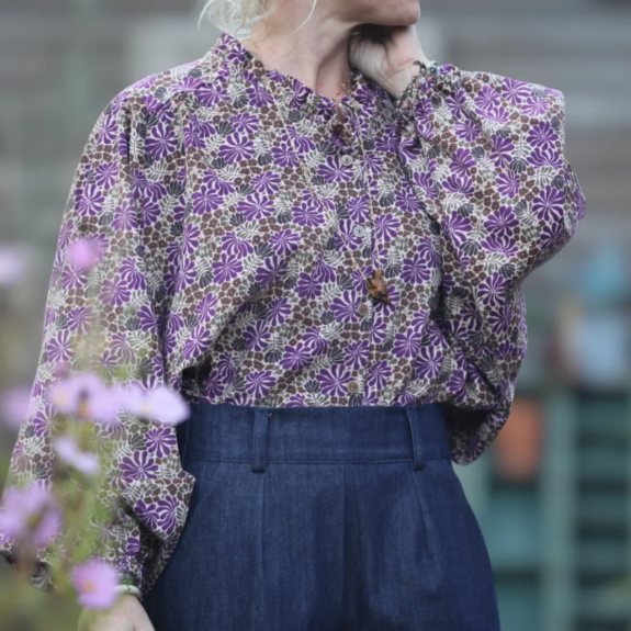 Loose Casual Ruffle Blouse