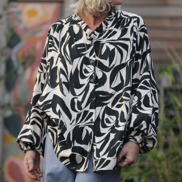 Loose Casual Ruffle Blouse