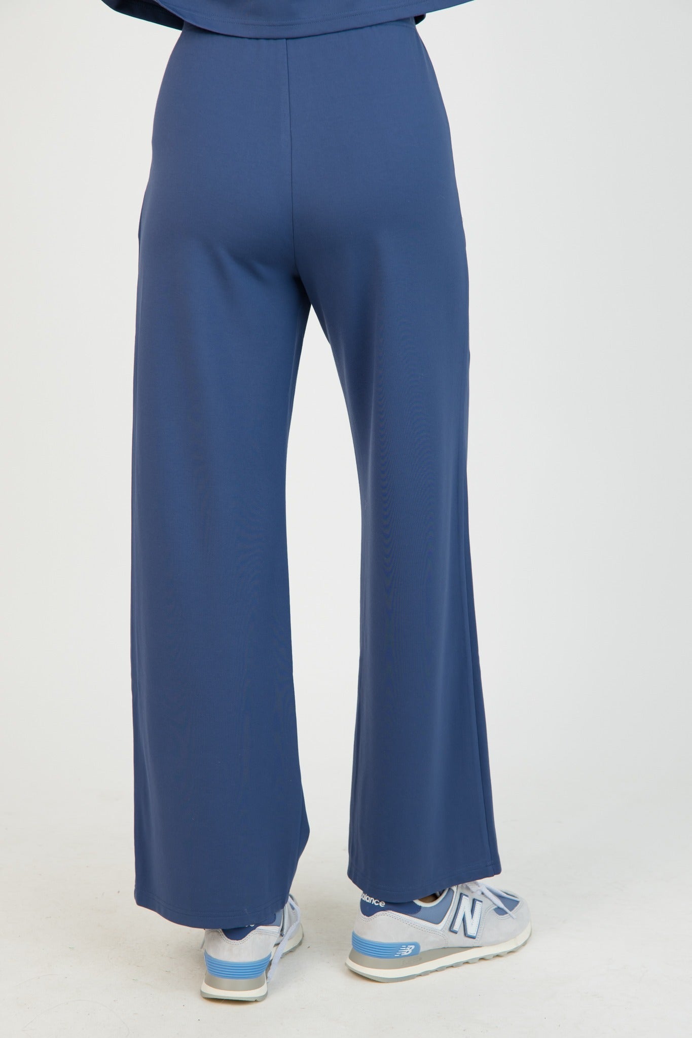 Lyla Stretch Pants Set
