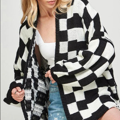 Chic Plaid Knit Cardigan