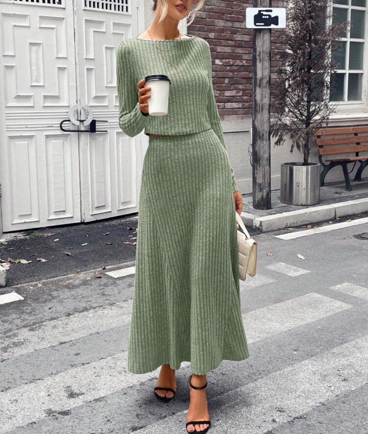 Round Neck Solid Color Long Sleeve Knitted Suit