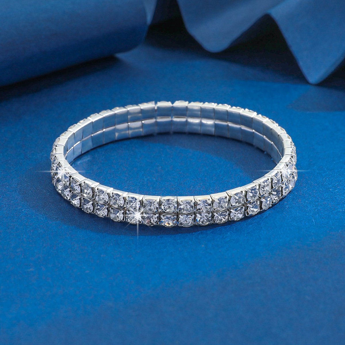 Stylish Multi-Drain Diamond Bracelet