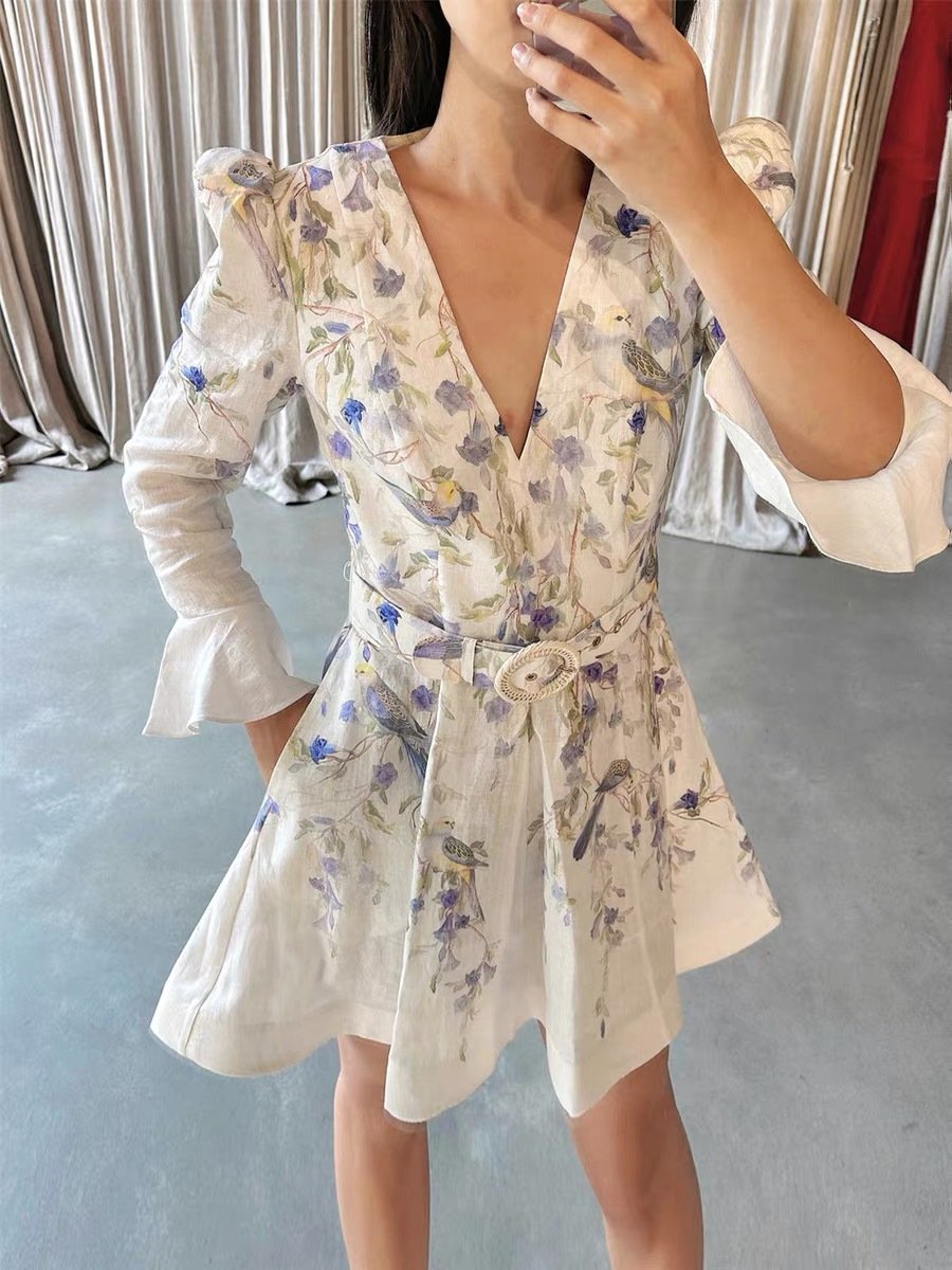 The Chic Floral Short Dress